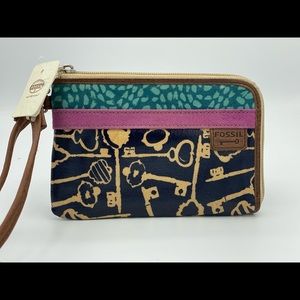 Fossil Wristlet / Wallet / Clutch - NEW!